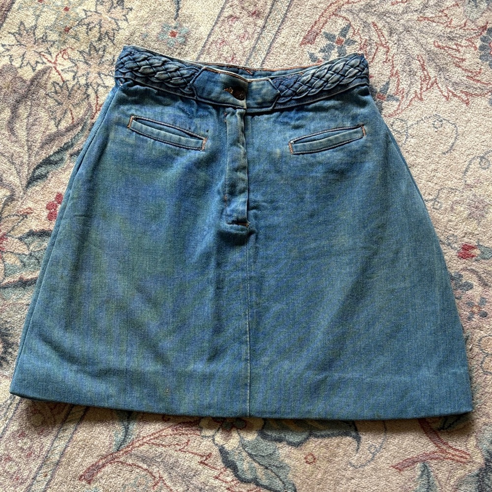 1970’s vintage Classic Denim A-Line Skirt with Braided Waistband